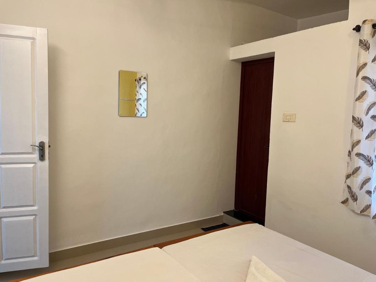 Segundo Home Kochi Екстер'єр фото